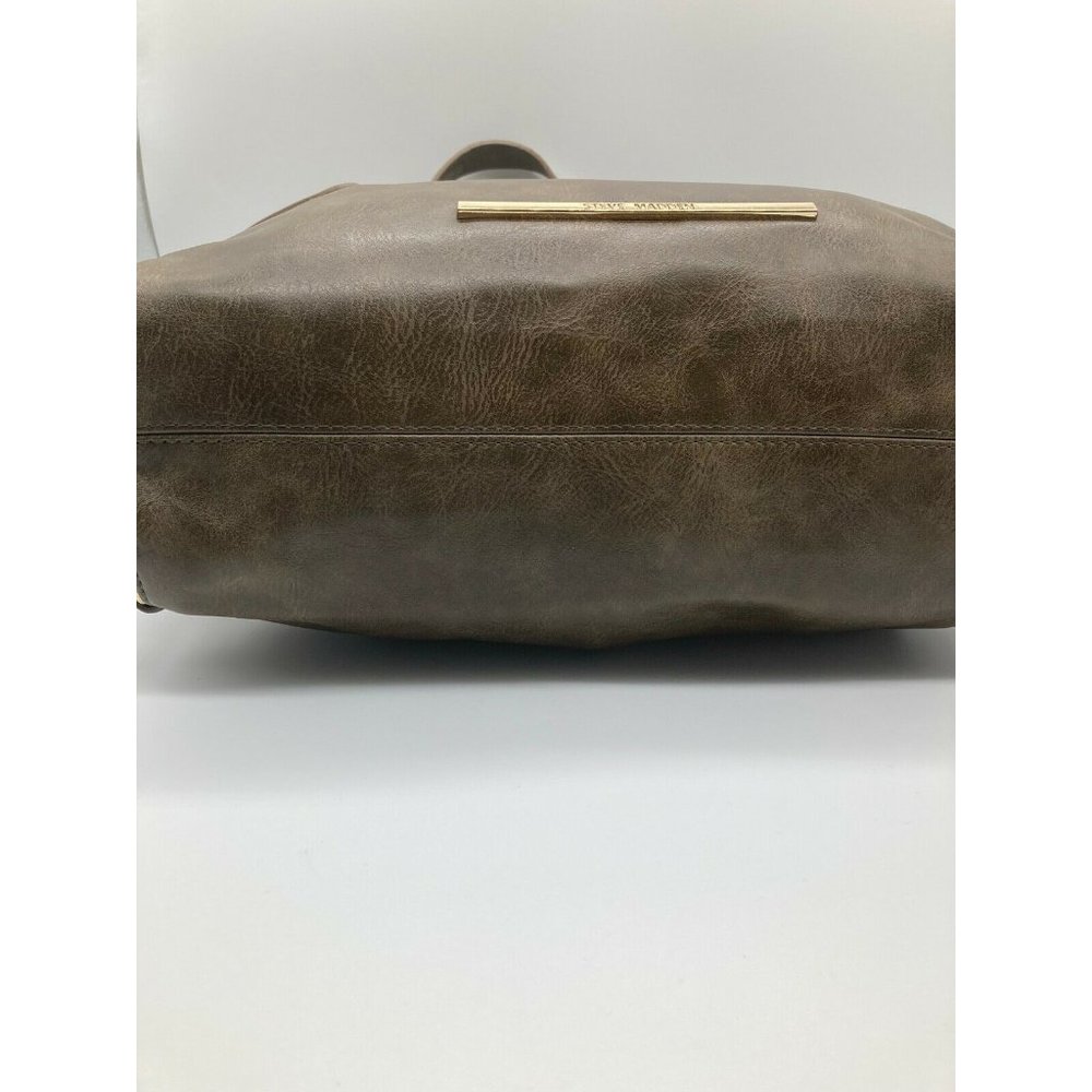 Steve Madden Olive Green Weave Basket Look - image 3